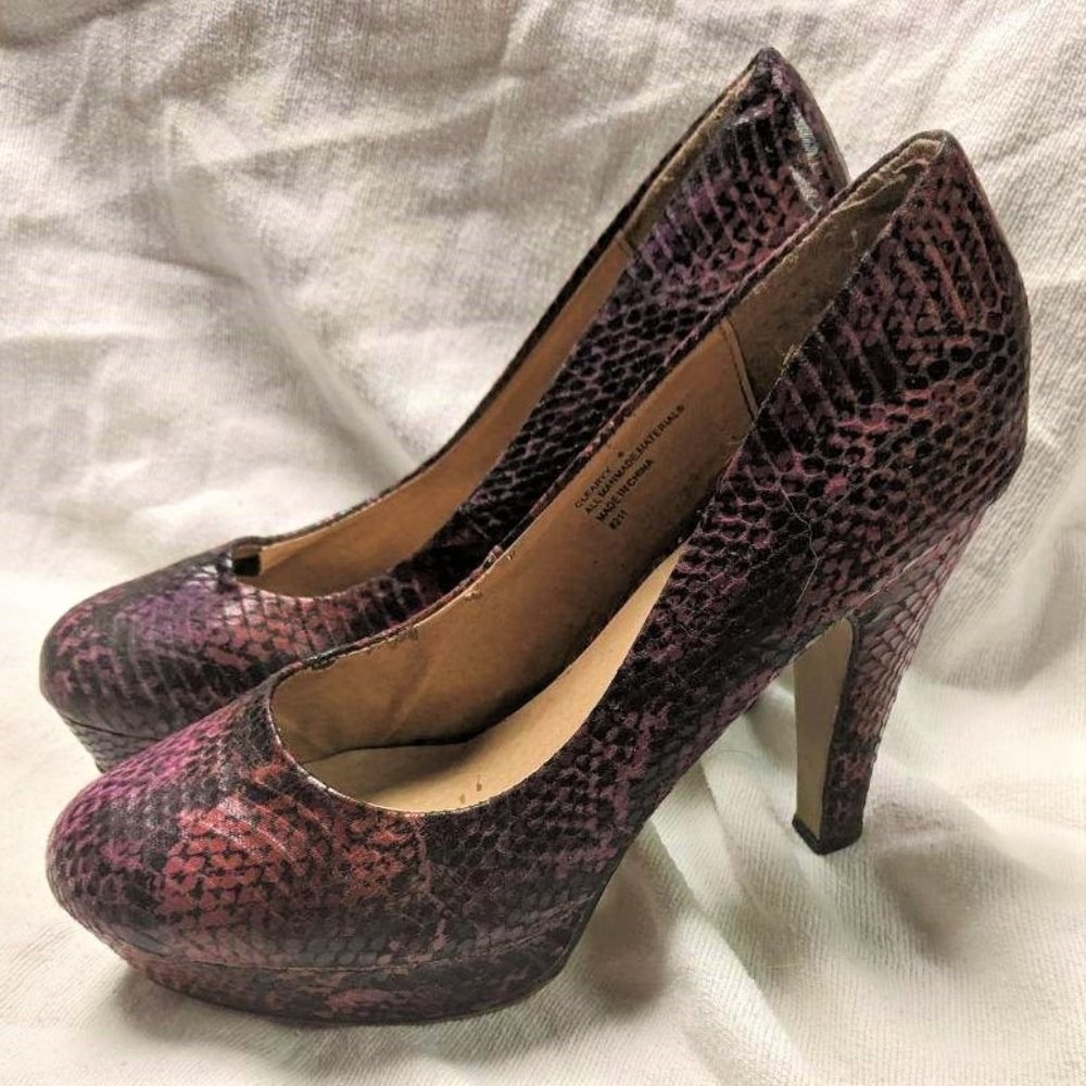 Madden Girl Faux Snakeskin Platform Heels Size 8